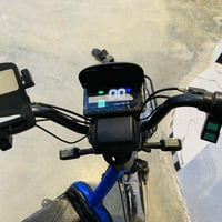 للبيع دراجه شحن موديل 2025دراجه شرط كلها شغاله شلعه بيها فول بطاريات ش...