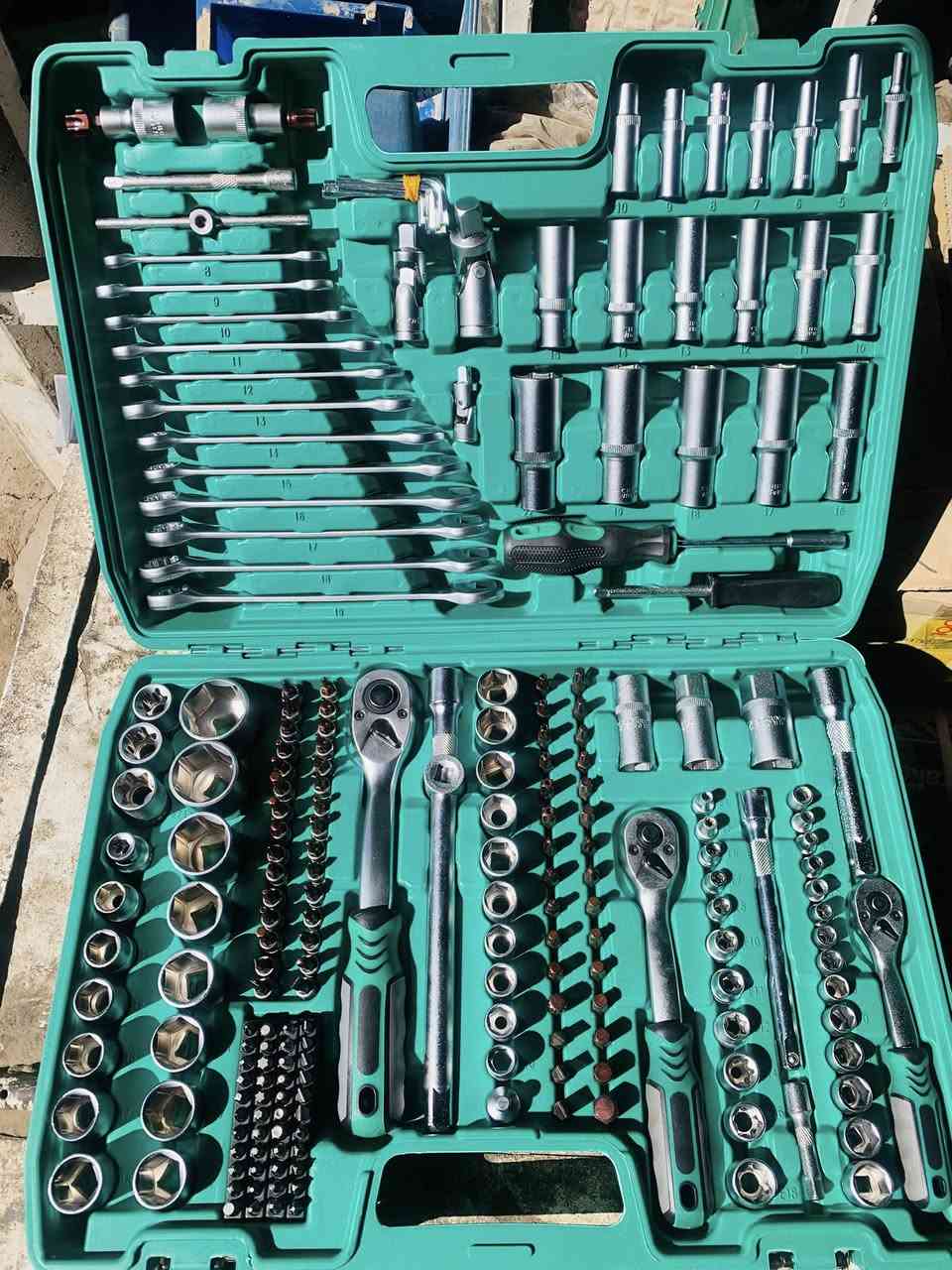 سيت عِدد TORKER الـ 216 قطعة.. ورشة كاملة بجنطة وحدة

كامل مكمل: يحتوي على 216 قطعة، يعني كل لقمة، كل سداسي، كل مفك، وكل أداة ممكن تحتاجها موجودة بداخل هالشنطة. ما راح تحتاج تشتري أي قطعة تكميلية

استخدامات متعددة: مناسب لأصحاب الورش، الميكانيكيين، وحتى للبيت وللسيارة. أي عطل، أي تصليح، TORKER هو الحل

متوفر الآن بسعر 125 ألف دينار عراقي فقط
للحجز راسل الصفحه او اتصل على الرقم 
 ***********
