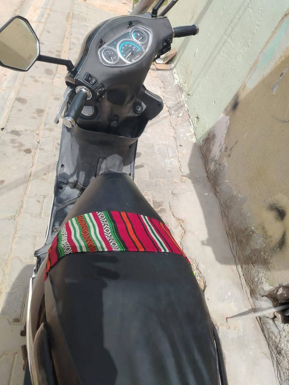سلام عليكم دراجه كامكو جيفور كفاله عامه أصل فحل زيرو بمعنه الكلمه وكله تخم تاير جديد كهربائيات كله شغاله مكينه مامفتوحه شلعه ومعدل خير من الله نضافه ميه بل ميه السعر 500وبيها مجال حك الجيه العنوان نجف الرقم ***********
