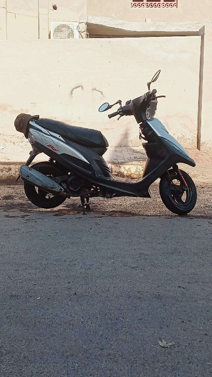 #هام ماكس عدله بلادي الدراجة في حالة الوكالة كفالة عامة مستخدمة شي قليل شرط انعومة الشلعة والمعدل للإستفسار الاتصال على الرقم *********** او مراسلة الصفحه #السعر مليون و 50 وقابل للتفاوض
