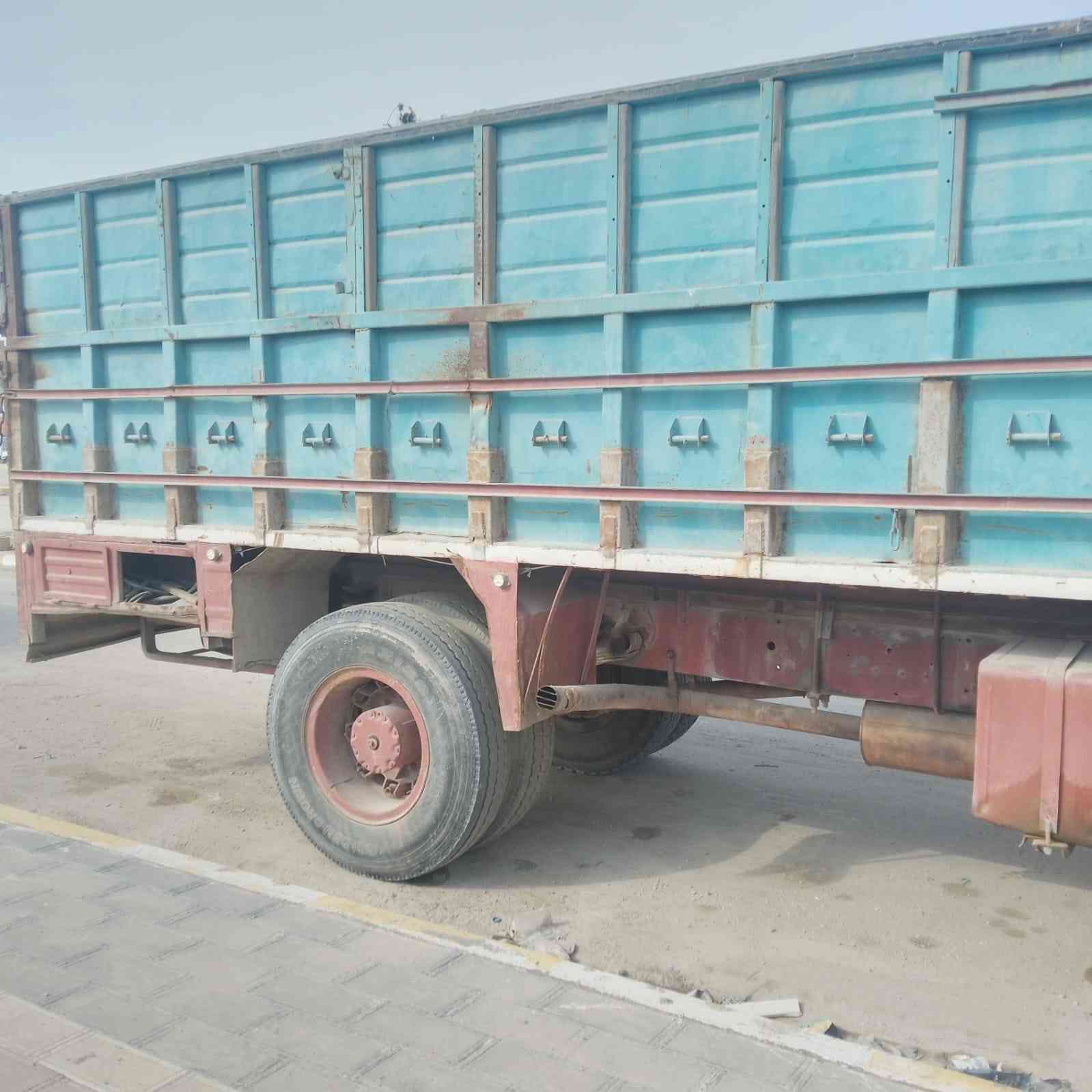 للبيع البي ٧٥ قماره كرواتي مكينه ٢٥ ستندر لابخار ولا تنقيص كير ٢٥ اكسن جي اف رقم انكليزي باسمي الشاصي مكفول مكلف بالنشر تلفون ***********
