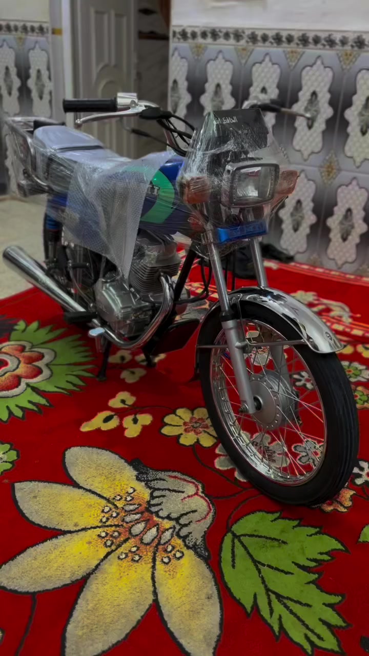 سلام عليكم دراجة نامه نضافه بشوفت عينك الدراجه ما ناقصه شي اوراق اصولي 7 كفاله عامه السعر خاص مكاني سماوه الرقم ***********
