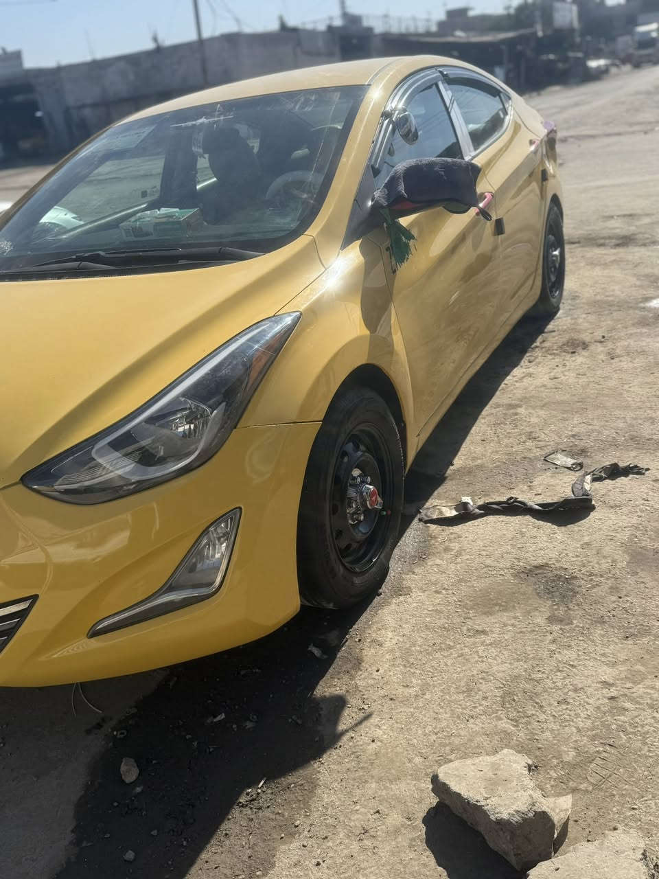 سلام عليكم النترا موديل 15 سيارة مكينة وكير وحدادا صدر جديد سياره حادثها جاملغ بنيد مع دوشمه  حلوه مع تخم تابر نظيف السعر 103$بيه مجال رقم الهاتف ***********￼
