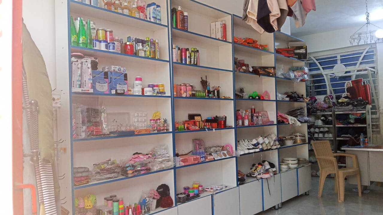 سلام عليكم.   البيع والشراء يقيم ذمه   المكان كربلاء. شرط كل جدد  بي خير ودلل


**إذا كنت صاحب هذا الإعلان وتريد حذفه لأي سبب، رجاءا أرسل رسالة إلى الدعم الفني**