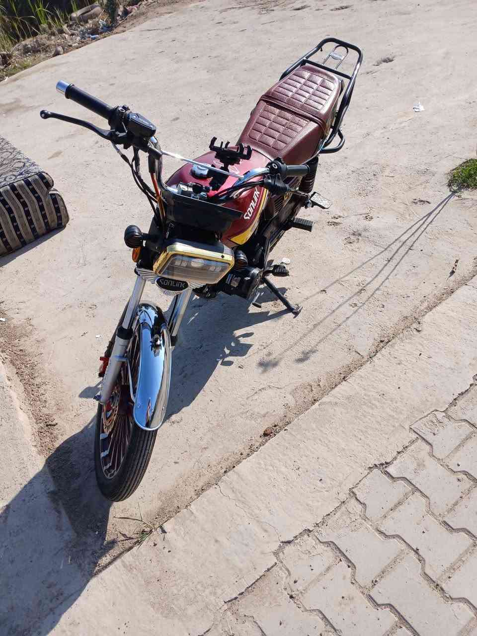 للبيع ٢٠٢٥ بكان بغداد السعر ٧٠٠ الهاتف ***********
