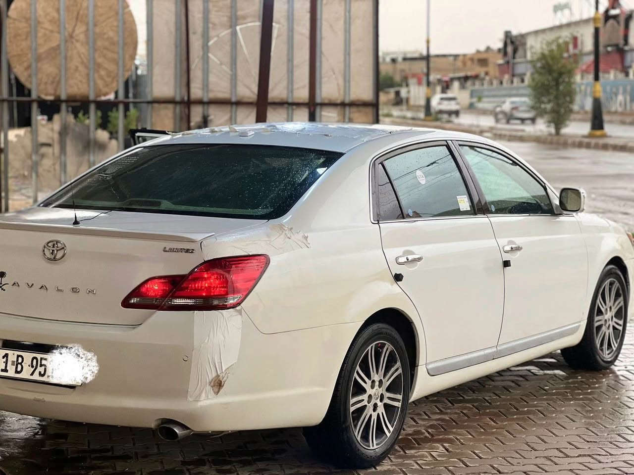 اڤلون 2009 فول خليجي لمتد 4قطع بدون دواخل
رقم بغداد تحويل مباشر 
طخم تايرات صدر جديد
منضومة تبريد كامله جديدة 
ملاحظة/ على الخاص ما اجاوب رجائاً لتساحيني وتساحي نفسك
الهاتف/ *********** تكريت, صلاح الدين
