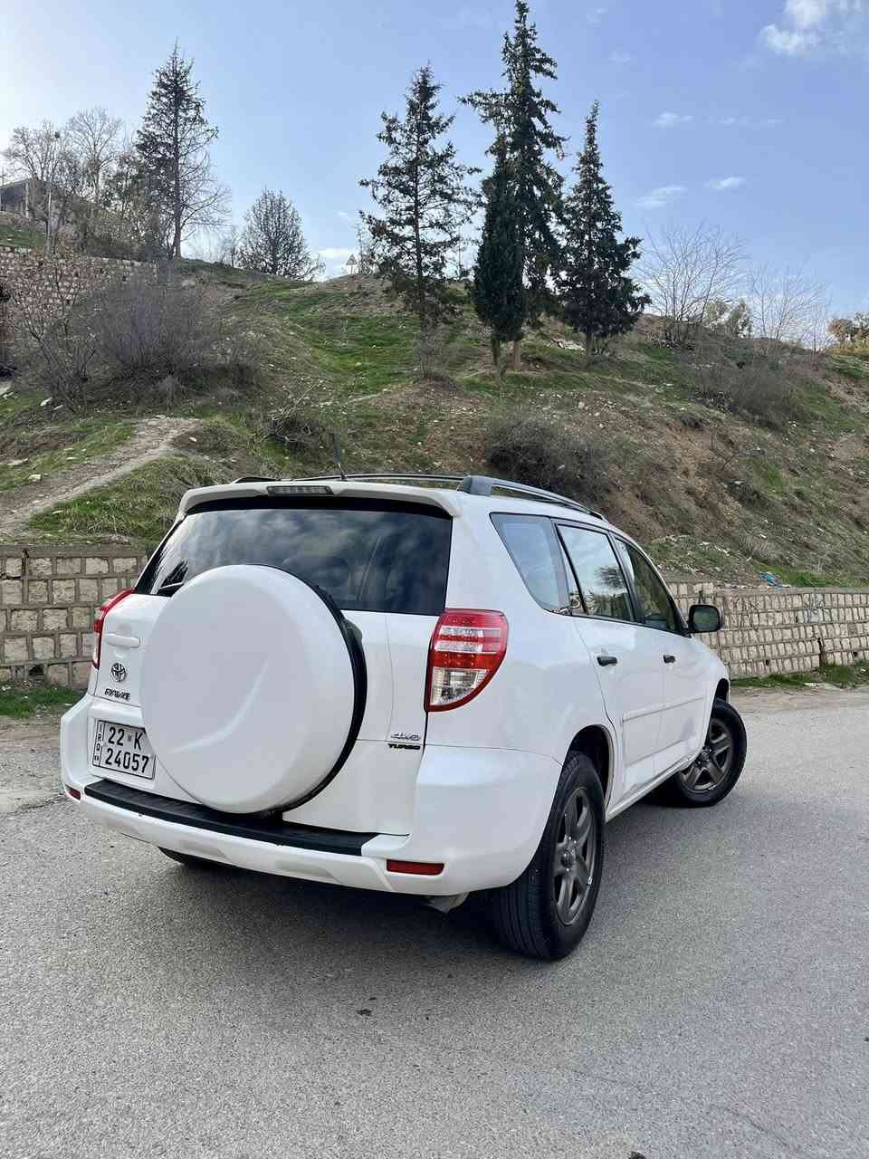 TOYOTA RAV4 BASE

اللون: أبيض 

الموديل :2011

نوع المحرك :4 محرك (2.5)

عداد المسافة: 147 الف ميل

المواصفات: base

كاميرا الخلفية 

مانع انزلاق

مثبت سرعة

دفع رباعي دفلوك 

شاشة 

8 وسادة هوائية 

كشافات ضباب 

‎للاتصال و الاستفسار 

***********
