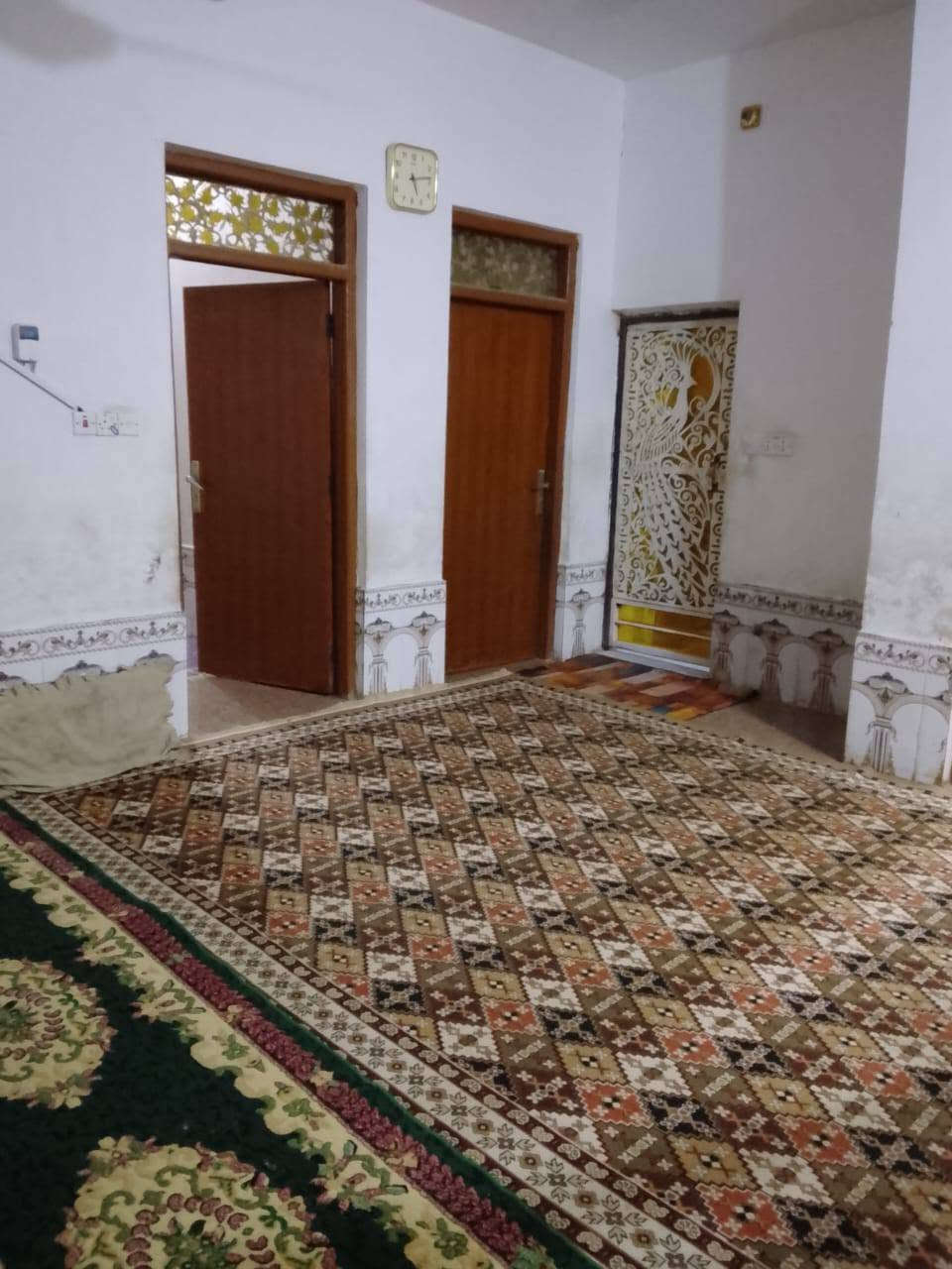 ‏:بيت للبيع بالناصريه نهاية شارع المعدان قرب قطع الكناهرا مساحته 310 مبني 200 والكدام 120 مامبنيه. بيه خمس غرف 3جوه وثنين فوك. صحيات ثنين وصاله واستقبال. بناء حديث كونكريت يبعد عن الولايه. 10دقائق


**إذا كنت صاحب هذا الإعلان وتريد حذفه لأي سبب، رجاءا أرسل رسالة إلى الدعم الفني**