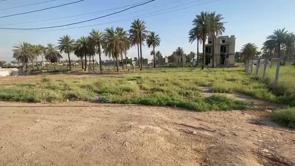 يا الله سلام عليكم قطعه ارض للبيع 
موقع الجزيره السياحيه شارع الكبيسي 
مساحه٣٠٠م  واجه ١٥نزال ٢٠ شارع ١٦ وشارع١٢ 
جنس الارض ملك زراعي صرف  سند٢٥شخصي 
تريد كامله تريد تقطيع  
للستفسار ***********
