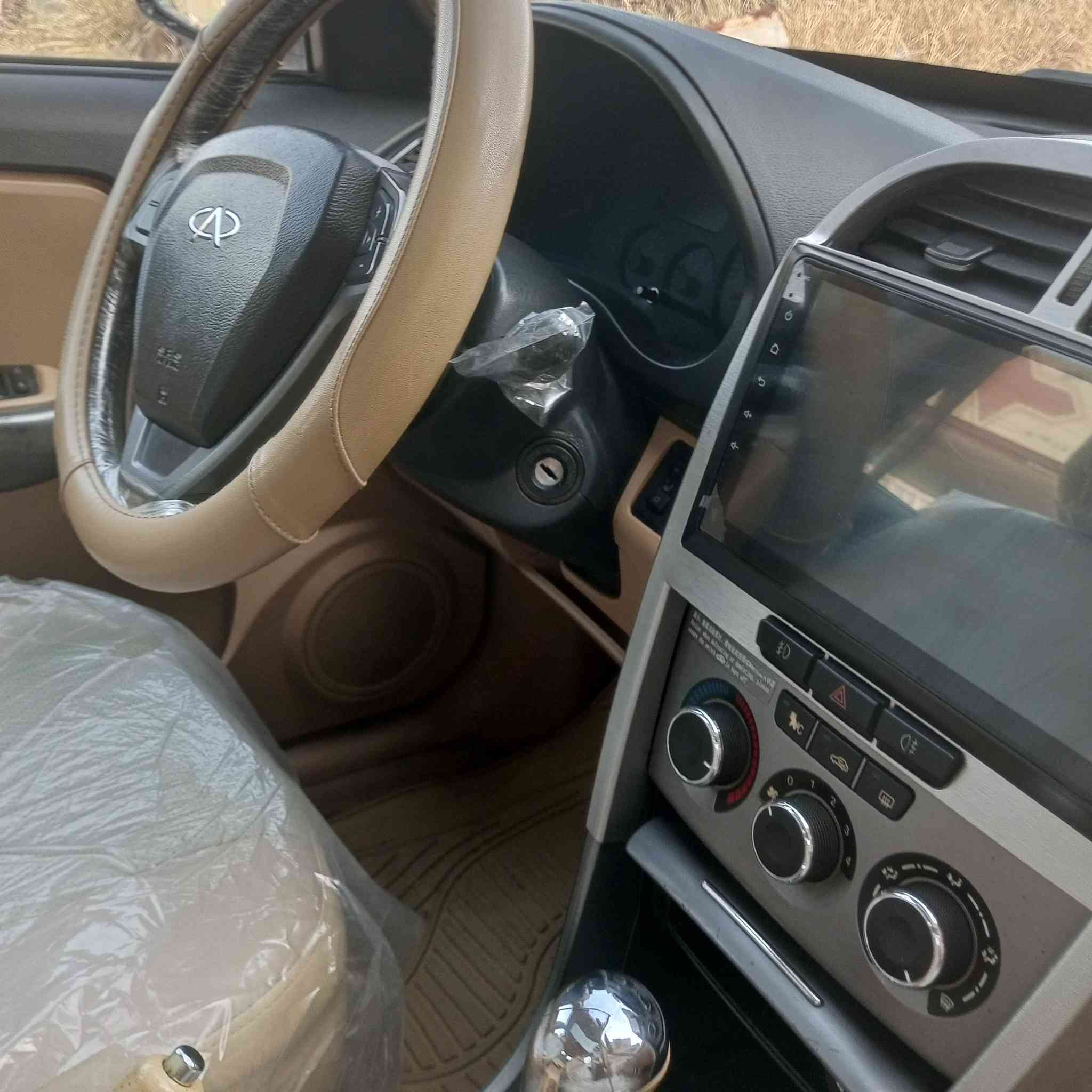 من رخصت الادمن العزيز
تيكو موديل 2013 مكفولة من الحادث والصبغ فول مواصفات فتحة شاشة كامرة دوارة كير محرك نفسه مامحور السيارة رقم قادسية التحويل ثاني يوم 

السعر 65 وبيها مجال قليل 

العنوان بابل قرب سيطرة الآثار ***********
