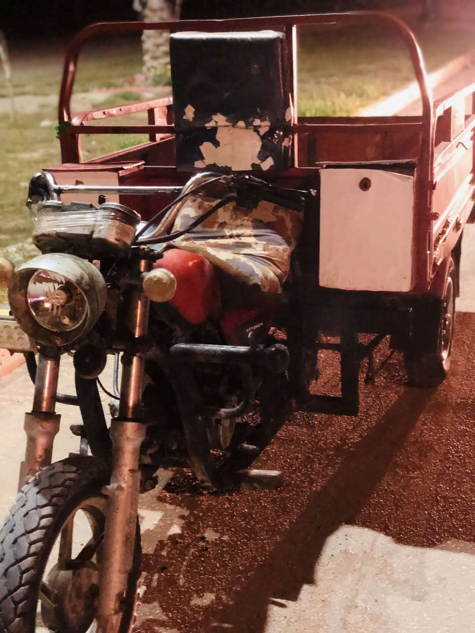 البيع ستوته كامله وكله شغله مكينه حلوه الستوته نضيفه مابيه نقص المكان كربلاء الامام عون السعر 655 وبيه مجال الرقم ***********
