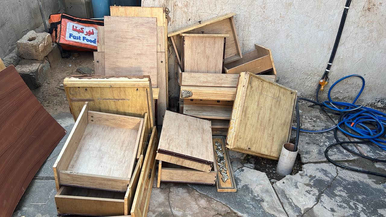 غرفة تكمة للبيع السعر قيم وخذ ***********
