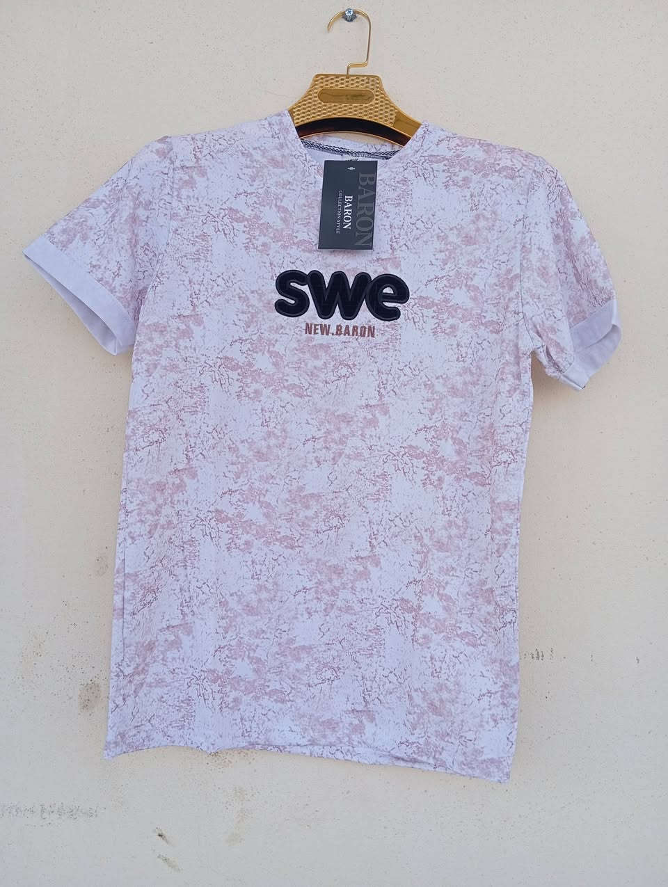 🔥 محلات الغازي 🔥
وصلتنا تشكيله مميزة من
👕 تيشرتات ردن ونص ردن
✔️ مغسول ستايل – خامة ناعمة ولمسة عصرية
✔️ ساده كلاسيك – تناسب كل الإطلالات
✔️ ألوان متنوعة تناسب جميع الأذواق
✔️ قياسات متعددة
✔️ أسعار مناسبة للجميع
إذا تريد لبس يومي مريح وأنيق بنفس الوقت…
محلات الغازي خيارك الأول 💪
تعال جرّب وشوف الفرق بنفسك ✨
الموقع :شميط -الشارع العام-مقابل اسواق باسم العيدان 
للاستفسار :***********
***********
