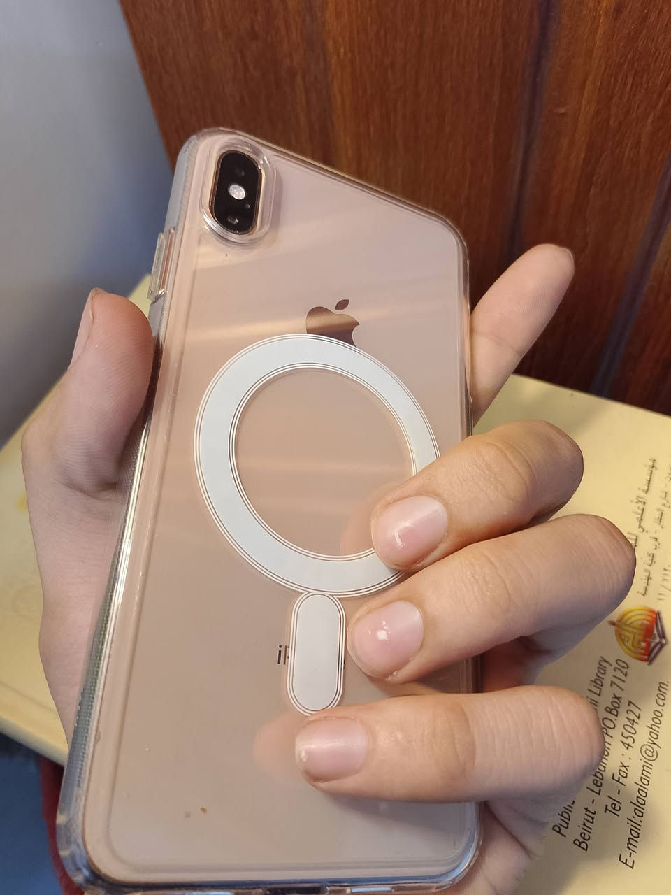 ايفون اكس اس ماكس 
iPhone Xs Max

اكس ماكس

ذاكره 256

نموذج M

لون ذهبي 

بطاريه 81 

فيس ايدي شغال

نظيف كلش

ملحقاته فقط " كفر حمايه

 شاصي نظيف الظهر كله بلاد فقط بيه فطر بسيط بالشاشه ممبين ابدا 

سعر  225 وبيه مجال

مكاني بغداد


**إذا كنت صاحب هذا الإعلان وتريد حذفه لأي سبب، رجاءا أرسل رسالة إلى الدعم الفني**