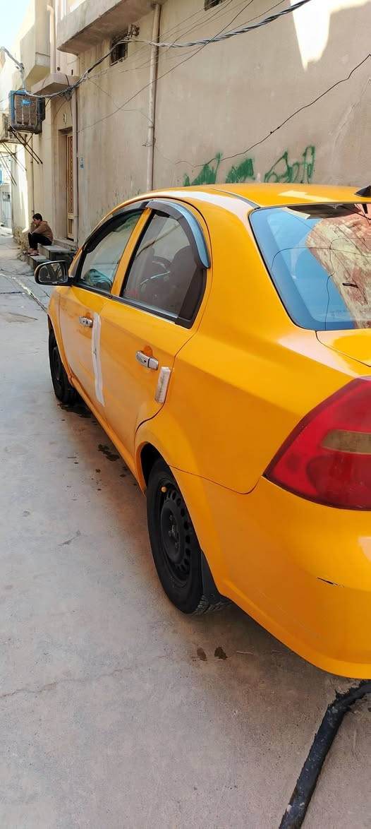 السلام عليكم  سيارة افيو موديل 2007بسمي اني الشرعي رقم كركوك مسطره هيئه غرامات صفر  شرط التحويل وكاله ماكو  بيه كاربون الكتروني احولك ياه تحويل  *********** السياره بيه كله معجون مال تكسي بس السقف مابي معجون
*********** بيه اربع قطع مبدل بوند جمالغات 2بدون دواير بيه طخه من ورى بل يسار امبدل بيه باب النفر الخلفي  شرط مكينه وكير لا صرف ولا نفخ  تبريد شغال تتفيه شغاله  العنوان موصل جانب الايمن السعر 50بيه مجال
