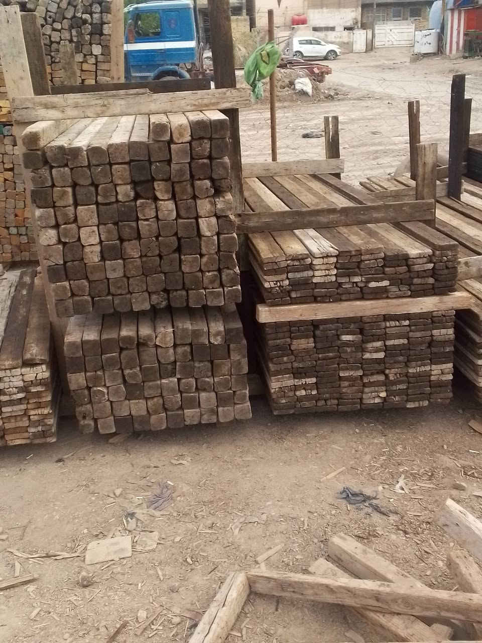 قالب خشب 16 مكعب نظيف العنوان بابل رقم الهاتف***********
