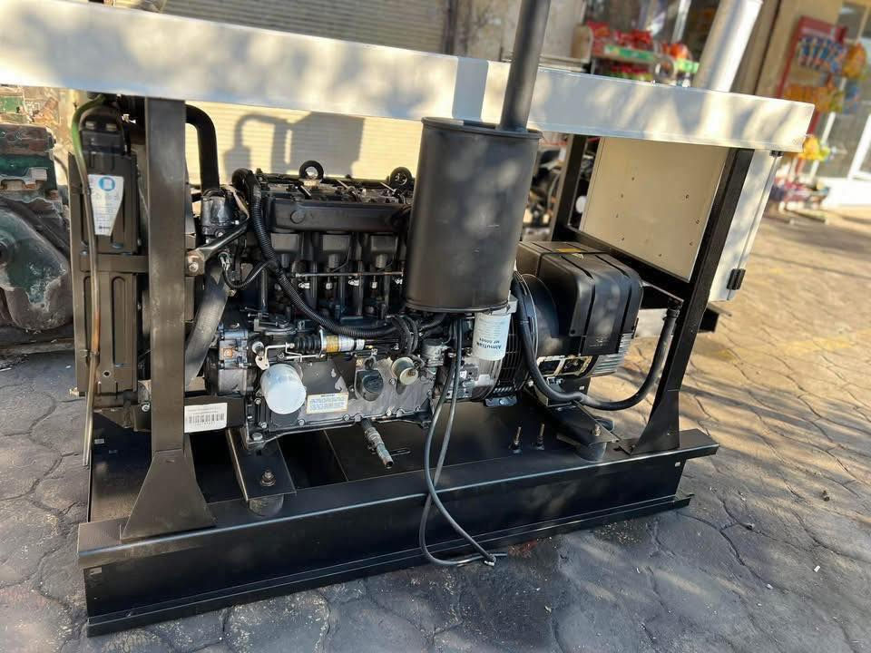 النوع     لستر بتر انكليزي 4بستم بلادي
السعه 20kv 

المولد بلادي ممفتوح والتوليد غير مفتوح ع الشغل ضمان 

العنوان بابل الشوملي 

للاستفسار  الاتصال ع الرقم 

***********
