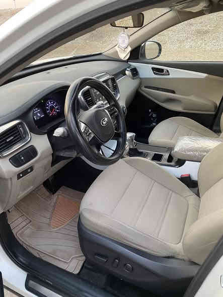 كيا سورنتو خليجي ٢٠٢٠ ، تبديل إلي ١٠ قطع من شركه من صفر كم ، سته سلندر و ماشيه ٧٧ كيلو ،
مواصفات السياره :-
✅ شاشه كبيره و كاميرا
✅ بصمه
✅ ٧ راكب
✅ تبريد ٣ قطع
✅ ستيرن فوليوم
✅ صندوق كهرباء 
✅ المقاعد كهربائي
✅ المري الجانبيه كهربائي
✅ لايت ٣ عدسات
✅ بلاجوكتر ٤ عدسات
✅ بكلايت ليد
✅حساس امامي و خلفي
✅ يده بصمه
✅ داخل اصفر 
✅ کیر اوتو و عادي ٨ نمر
✅ ابل كاربلاي و اندروبد اوتو و بلوتوث 
✅ درايف مود
✅ مثبت سرعه

ملاحظة: السياره بس جانب سايق بطانتها تعديل بإصبعين و ارباك سيستم و بجم كبس ، كير محرك بشرط
سياره كلش نضيف و بدون مصروف

مکاني بأربيل
سعر:-  ٢٢٠$ و مجال

واتس اب و فایبر
***********
