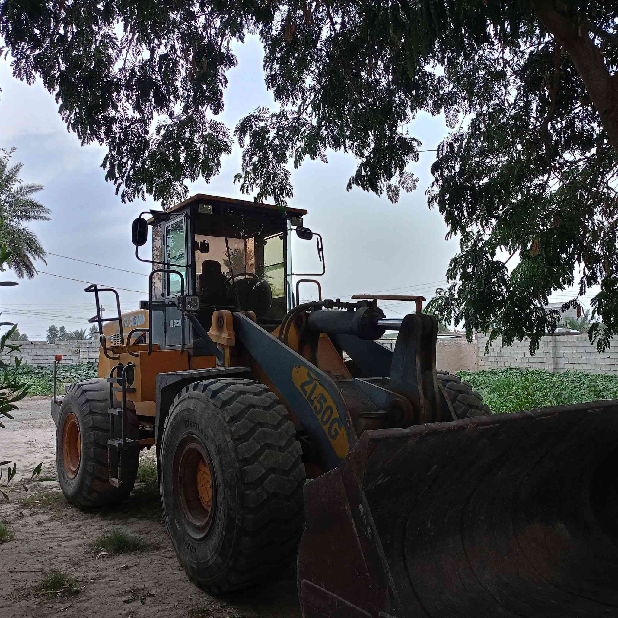 شفل للييع موديل 2008 للبيع السعر 205وبي مجال للاستفسار الاتصال ***********
