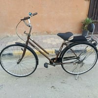 بايسكل حجم 27 الاصلي كلش نضيف السعر 70 الف الشراي يتصل 07721017235