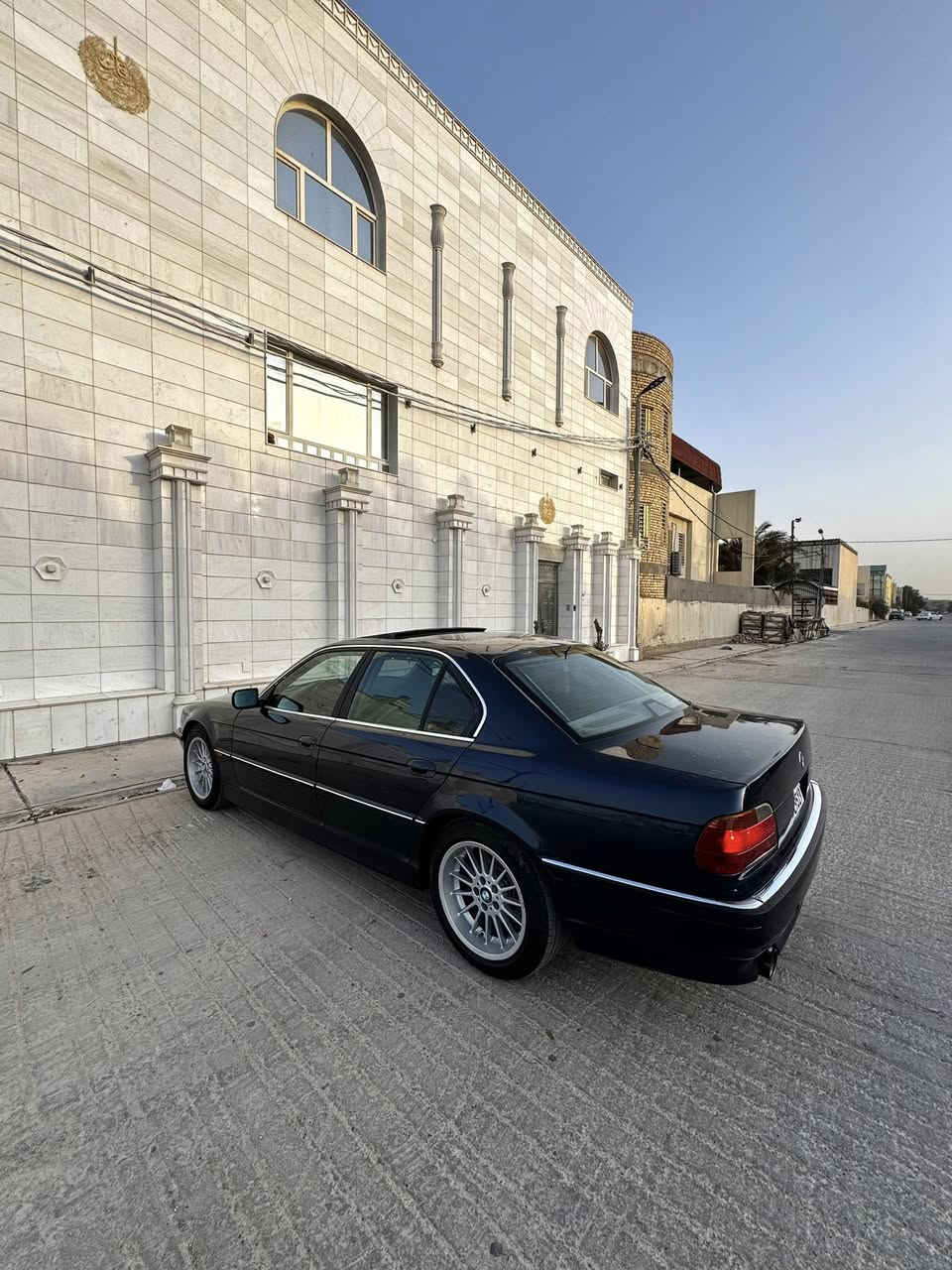 السلام عليكم
لبيع خفاش 735i مكينه 8V كير تبرونك -/+

رقم بغداد الجديد بسمي هزه جديده تحويل ثاني يوم 

فول مواصفات فتحه جام كشنات جلد كهرباء

تدفئه تحكم 16حركه شغال  

تخم ويل اصلي مال خفاش وبي تخم تاير جديد 

مكينه جديده كير جديد كفاله عل فحص

تبريد شغال ثلج قطعتين شغال تحكم التبريد بيانو

مري شفط مع سنتر لوك

سنترلوك بلادي شغال

لد ترحيب يده خارجيه  

لد اناره يده داخليه

برده خلفيه كهربائيه شغاله 

سياره 5بردات 

جنطه شفط شغاله

شاشه كاربلي اصليه سستم صوت بلادي مع دمام خلفي بلادي منضومه زنون اصليه مع زرع عدسه وسوارات اصليه

مال حاويه وبعد موصفات الخفاش المعروفه 

السعر 98 بيه مجال   

مكان السياره النجف ***********
