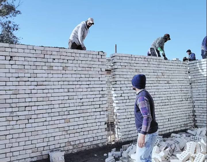 خلفات بناء متفرقة حلين شقل نضيف وزن وتنضيف الموقع ***********نتصل وبي واتساب
