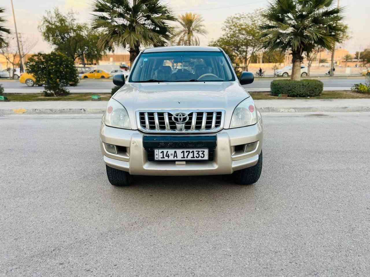 سلام عليكم تيوته برادو موديل 2007 
 مكينه وكير وحداديه وتخم تاير وتبريد كفاله مكينه 6 اسندر فور ويل 
سبعه راكب تبريد 3 قطع 
لايت زنون شاشه 
رقم بصره سنويه 2030 
سياره احله من الصور 
السعر 125 وبيه مجال 
الاستفسار *********** مكان السياره كربلاء
