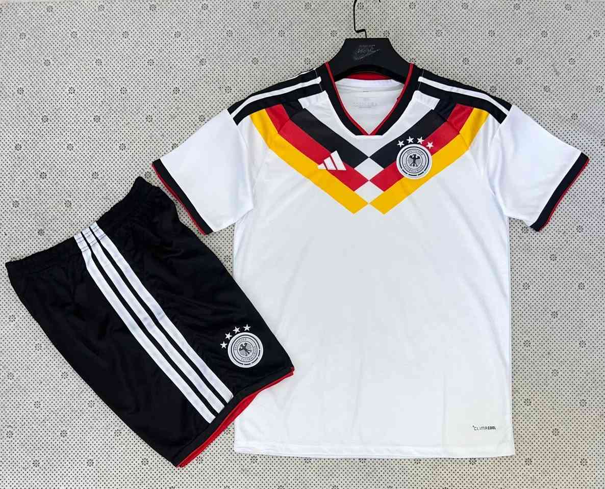 🛑دريس وشورت تايلندي نسخة مشجع
🟡قياسات/M L XL XXL
🟠البيع جمله فقط
🔵العنوان/بغداد حافظ القاضي 
🟣يوجد توصيل لجميع المحافظات
🟠*********** اتصال او واتساب
