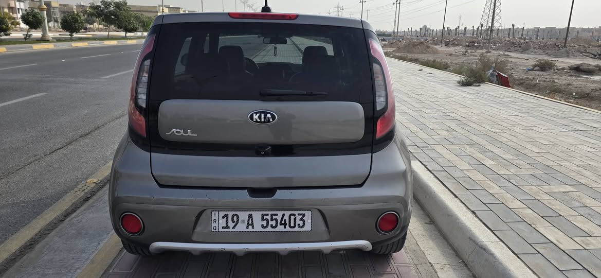 صول موديل 2018 رقم كربلاء محرك 2000 مواصفات عادية 
كاميرا /شاشة كبيرة /تحكم ... حادث موجود بالصور موقع السيارة كربلاء  
تواصل ***********
