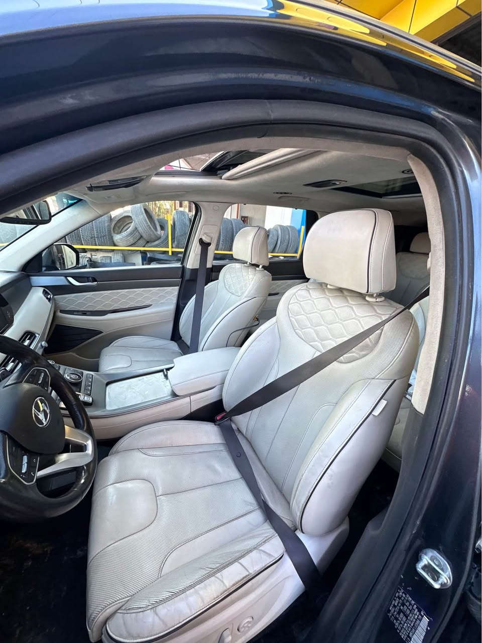 فروشتن و گورينه وه 
هوندا بالاسايد  ٢٠٢٠ فول فول مواسه فات  
ره فزي مروره  هيج كيشه كي نيه  بيشو بشتي كه بسه  ٢ بارجه ي سبوغه كه مه ك ناو ده ركاي كرتوه ارباك به س شان ته قيه 
واتساب:*********** أربيل, العراق
