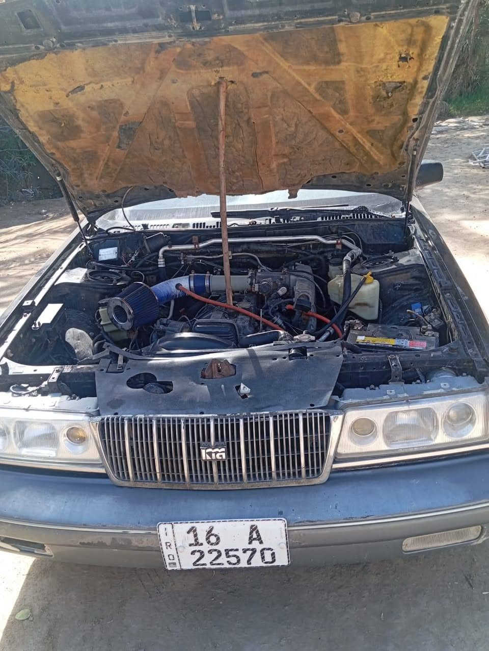 السلام عليكم كيا بونتيشا موديل 1993 مكفوله من الضربه صبغ ما بيها بلادي تبريد تدفئه شغال مكينه 6 وكير مكفولات شرط حداديه اماميه خلفيه جديده تخم تاير جديد   السياره بسمي مداور مباشر مكاني الديوانيه مركزه السعر 45. 
لااتصال  ***********
