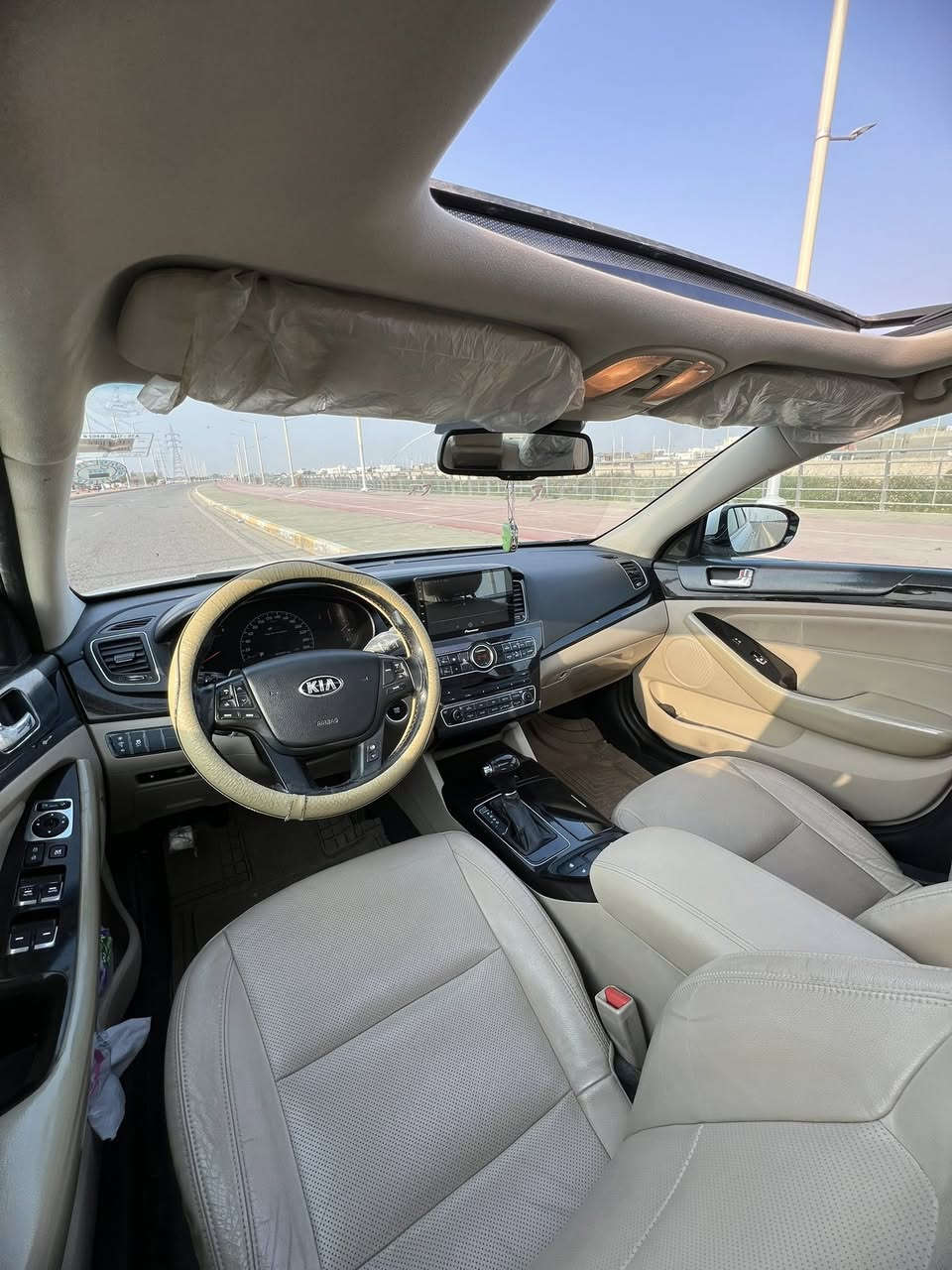 السلام عليكم
كيا كدنزا موديل 2015 خليجي بارد قليل وكازكيت فقط
فول مواصفات
1تدفئه كشن + استيرن
2اضائه عند الاقتراب 
3 كشن كهرباء صدر وسايق
 4 مساج 
5 لايت زينون + شمعه 
6 بك لايت شمعه 
7 ترحيب ابواب 
8 بونراما
9 صاج ملكي 
10 شاشه 
11 زراك لايت 
12 برده كهرباء 
13 ماشيه 164
تخم تاير وصدر رقم اربيل تحويل مباشر 
حلوه واحلى من الصور المكان الانبار الرمادي 
السعر 157 بيها مجال بسيط للشراي 
سونار واضح فقط بيع بدون مراوس 
للاتصال *********** 📞
