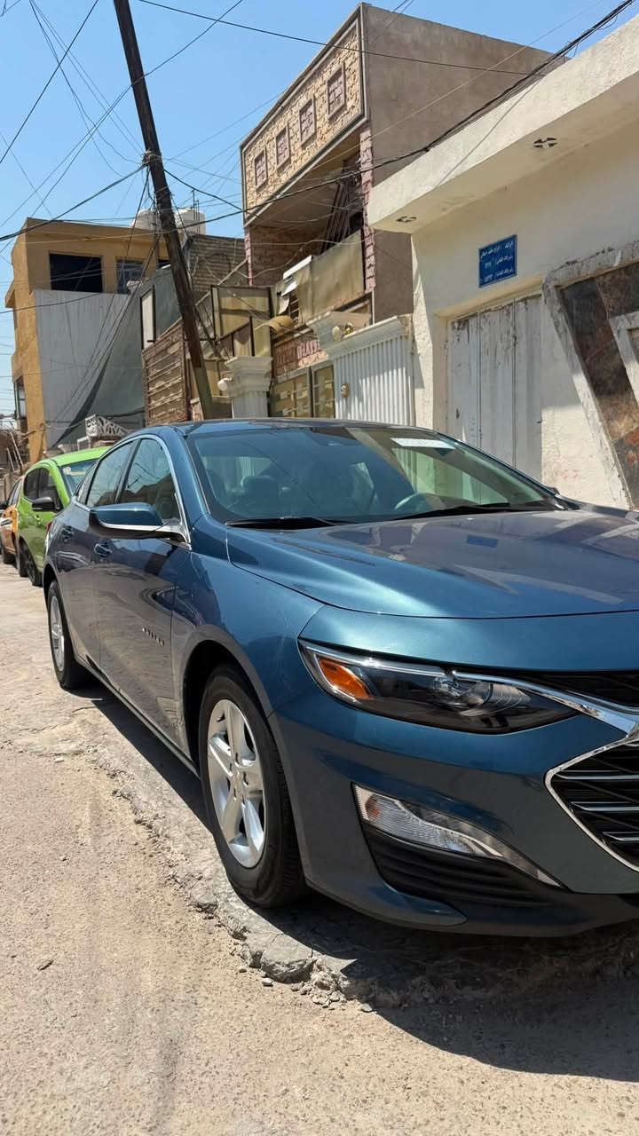 سلام عليكم
ماليبو موديل 2024 فئة LT

سياره ماشيه 16ميل

حادث السياره : جاملغ خلفي وقبق جنطه 

رقم الجديد

المواصفات

بصمه ابواب + جنطه

تحديد مسار

محرك 1500 تيربو

رادار امامي

سايد بريك بصمه

مانع انزلاق

تشغيل عن بعد

لدات اماميه نهاري

اوتو بريك (تتوقف ذاتي عند الاقتراب)

كشنات تدفئه + كهرباء

تبريد مناخين منفصل SYNC

تبريد قطعتين امامي خلفي

شاشة كبيرة تدعم Android Auto/car play📱خرائط Gps

كامره خلفيه 📷

كروز مثبت سرعه

شاشة ضبط واعطال بل دشبول

منافذ Tip C / USP/12V

مانع انزلاق

حساس اطارات

4 دسك / Abs

السعر / 145

مكاني بغداد بغداد الجديده
***********
