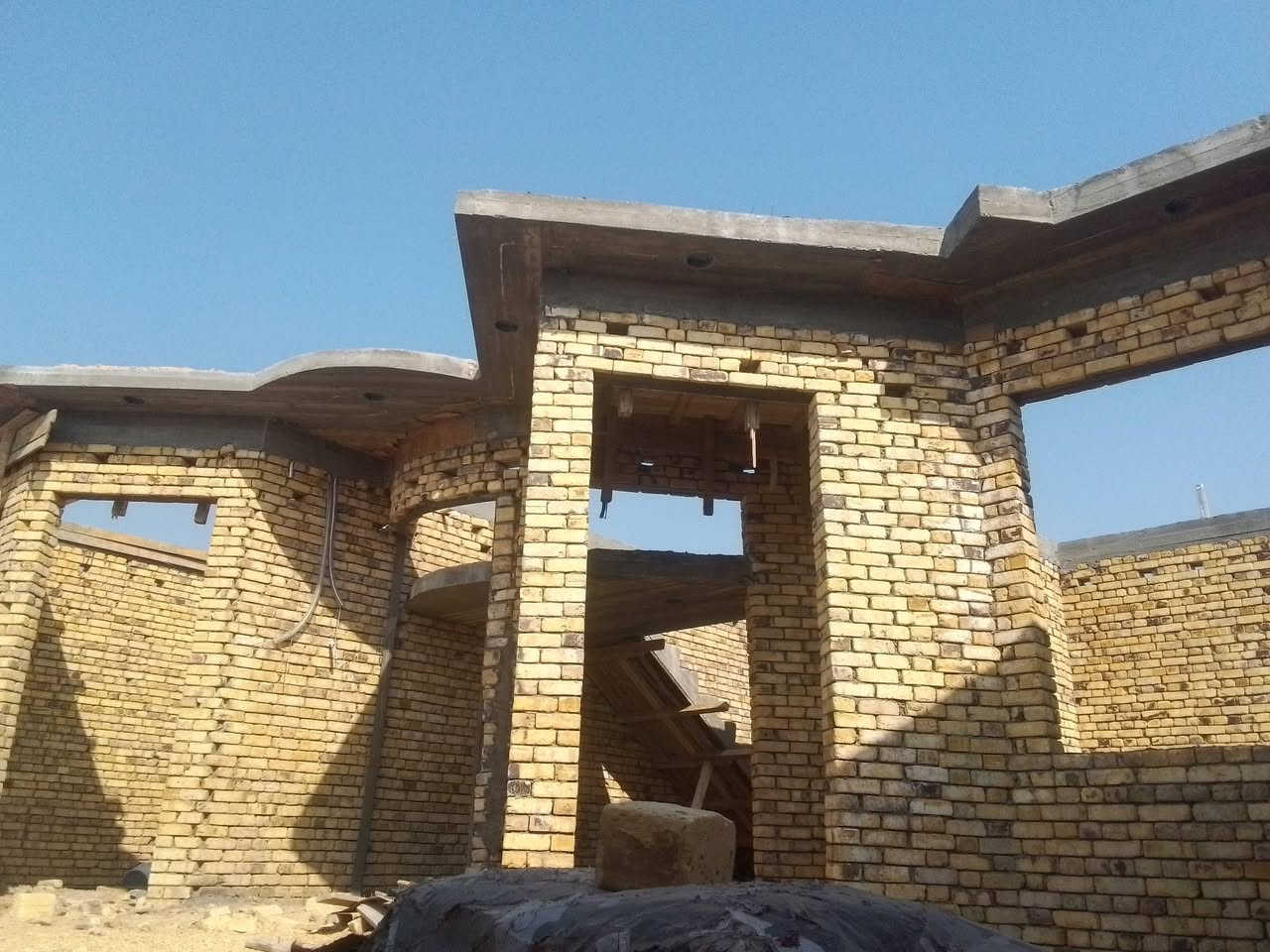 نجار متفرغ بسعار مناسبة داخل السماوه ***********
