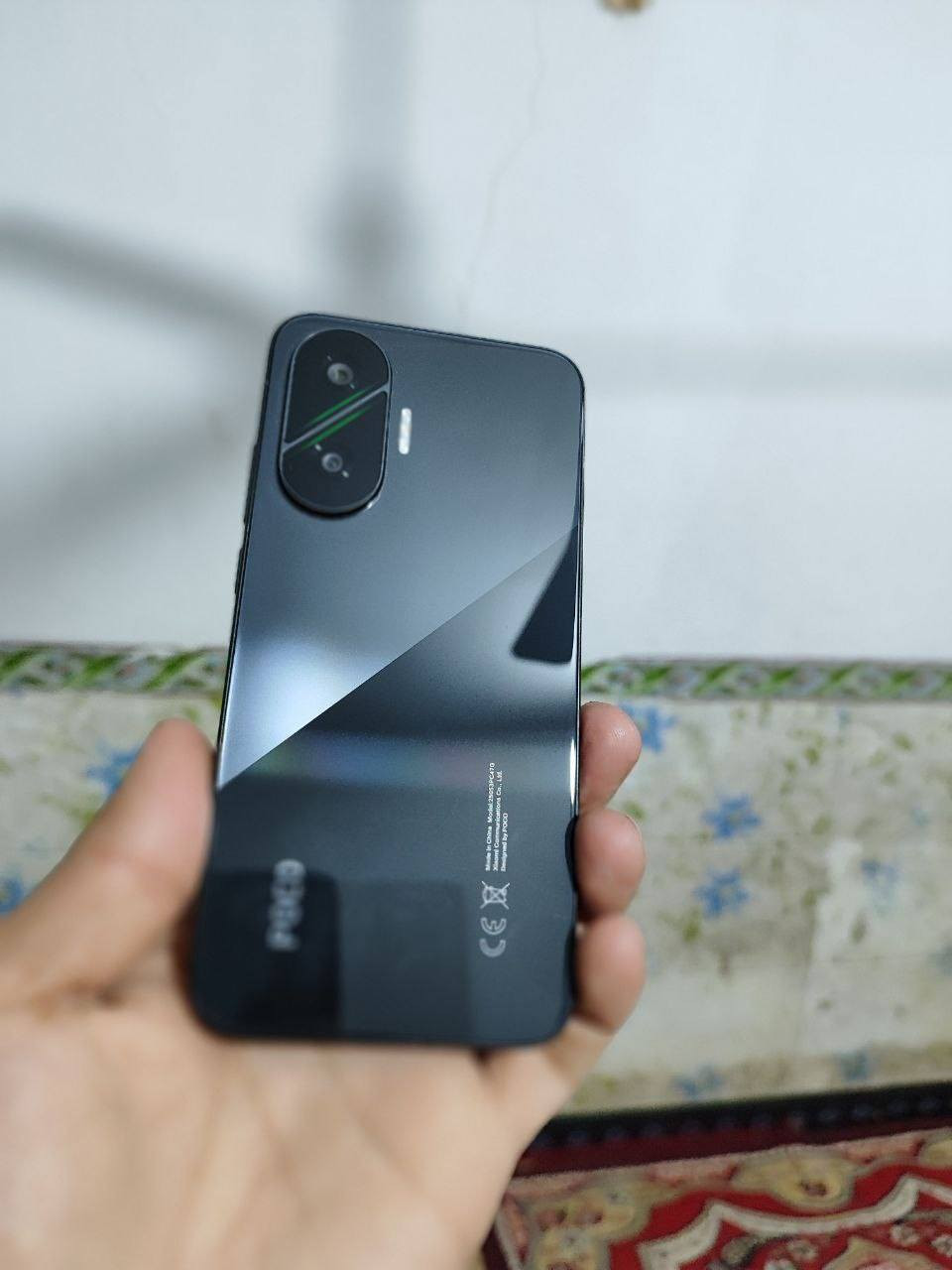 بوكو F7 اف 7  ذاكرى أكبر شي 512 عشوائيه 32. جهاز عملاق استخدام شهر فقط كامل ملحقاته بشاحن 90 واط اخذته 573 استخدام شهر نهايته 475.


**إذا كنت صاحب هذا الإعلان وتريد حذفه لأي سبب، رجاءا أرسل رسالة إلى الدعم الفني**