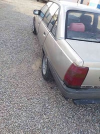 سياره اوميكا رقم نينوى الماني سنويه لل 28 تايرات جدد  محرك جديد صدر جد...