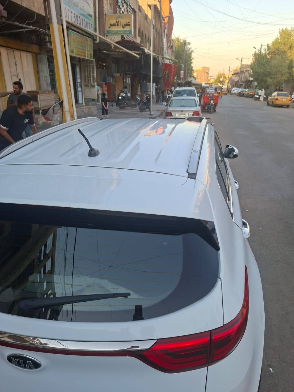 سلام عليكم سبورتج خليجي موديل19 فول مواصفات  سيارة جديدة مكفولة كفالة عامة ممشاهة ٦٣ موصفات فول عدا الفتحه رقم بغداد بكاني بغداد شرط مداور هزة جديدة سيارة وضع شركة وشراي يتصل***********
