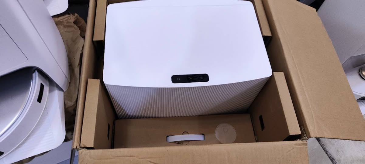 Dreame L20 ultra
كنس و مسح بفرج دوارة
 تفريغ ذاتي للغبار 
غسل الوصل وتنشيفه بماء حار وبهواء حار 
وكذلك رفع الوصل اوتماتيكي عن السجاد وامكانية ترك وصل المسح في المحطه تلقائيا 
خروج لفرجة المسح لامكانيه الوصول للزوايه ومسحها بصورة افضل 
خرائط متعددة للمنزل لعدة طوابق
تجاوز عوائق مع تطبيق دريمي الممتاز
قوه شفط ممتازة 7000 باسكال ومستويات متعدده للكنس والمسح


**إذا كنت صاحب هذا الإعلان وتريد حذفه لأي سبب، رجاءا أرسل رسالة إلى الدعم الفني**