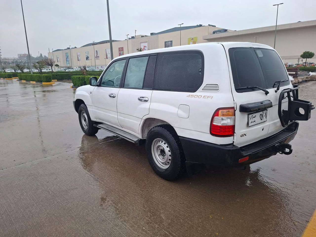 سەرەتا بەناوی خودا❤️❤️
ئەدمین گیان🫀🌸
مۆنیكا  سێ ڕوعب.  
مۆدیل/٢٠٠١
ئاڕم پلاستیكی سلێمانی
 ئاڕمو ئەوەلیات و خرامە بەشەرتت
موسو بڕاوە بەشەرتت 
گێڕو مەكینەی بەشەرتی فیتەر 
پێش گراین شەفت 
ئەكسلو دەبڵ ئەكسل بەشەرتت 
تەبرید مەركەزیە ❄️❄️
تەبریدو گەرمی 🔥بەشەرت 
چوار جام کارەبا
 سەلاجەیشە بەشەرت 
سپێر لەكۆڵە 
كارەبای هەموگیانی بەشەرت 
شوێنێكی نیە ئیشنەكات
 تەقەو ڕەقە بەشەرت 
قیرو سەرگڵی لا یەكێكە 
سەقفوشانی بۆیاخی نیە 
بەچواردەورا پەڵە پەڵەیەكی كەم بۆیاخی هەیە
 دەعمو لێدراوی پێوەنیە 
چوار ویلو تایەی لۆكی لەژێردایە 
سەیارەكە هیچ مەسرەفێكی تیانیە ماڵی دۆستە 
سعری (117)گەڵا كەمێك مەجال قیستو قەرزم. نیە 
ئاڵوگۆڕ ناكەم. بەس فرۆشتنە
 
سەیارەكە لەسلێمانیە 

ژم:*********** Singapore
