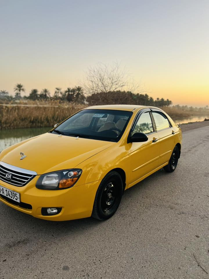 رمضان كريم عل جميع 
كيا سبكترا 2009 رقم ديالى دولي سنويه لغاية 27 شرط التحويل محرك 2000 مكينه وكير كفاله صدر تخم تاير تبريد تدفئه كله جديد سياره جديده بمعنه الكلمه واحله من الصور بهواي دوشمه كشنات دوشمه ارضيه مازدادت جدد بك لايتات جدد سياره جاهزه بيها طخه بصيطه من الخلف وبل مازده الاماميه بدون لغد وشاصي السعر 75$ وبيها مجال للطيبين عنوان سياره ديالى ***********
