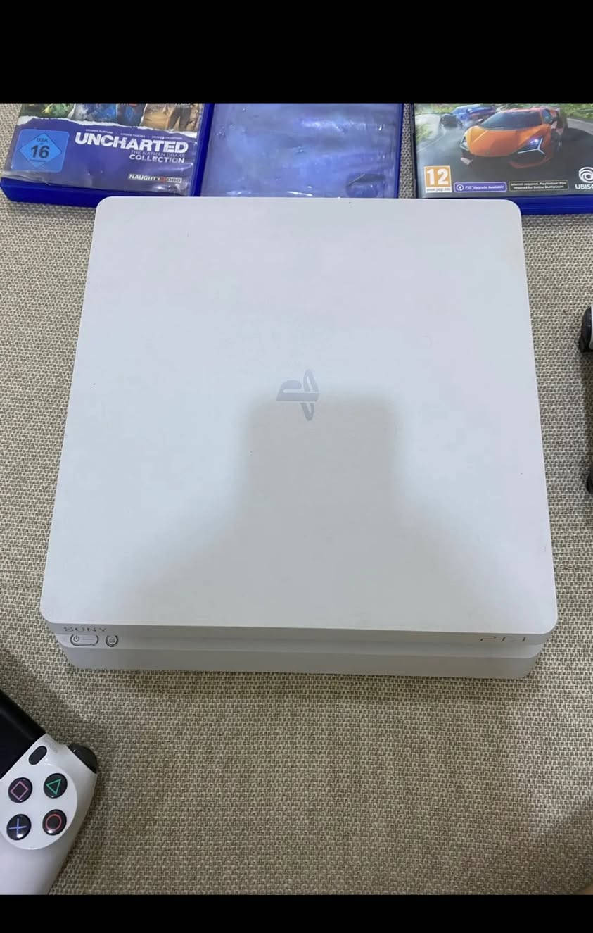 سلام عليكم بلي ٤ سلم جديد بحالة الوكالة مثل ما موضح مع كامل الملحقات مع جوستكات ثنين اصليات البلي ما مفتوح وذاكرتة نص تيرة مع ٦اقراص نضيفات والله بس القراص يسون ٨٥ اقل شي سعر البلي ٢٥٠ قفل مع القراص  للستفسار ع  الخاص


**إذا كنت صاحب هذا الإعلان وتريد حذفه لأي سبب، رجاءا أرسل رسالة إلى الدعم الفني**