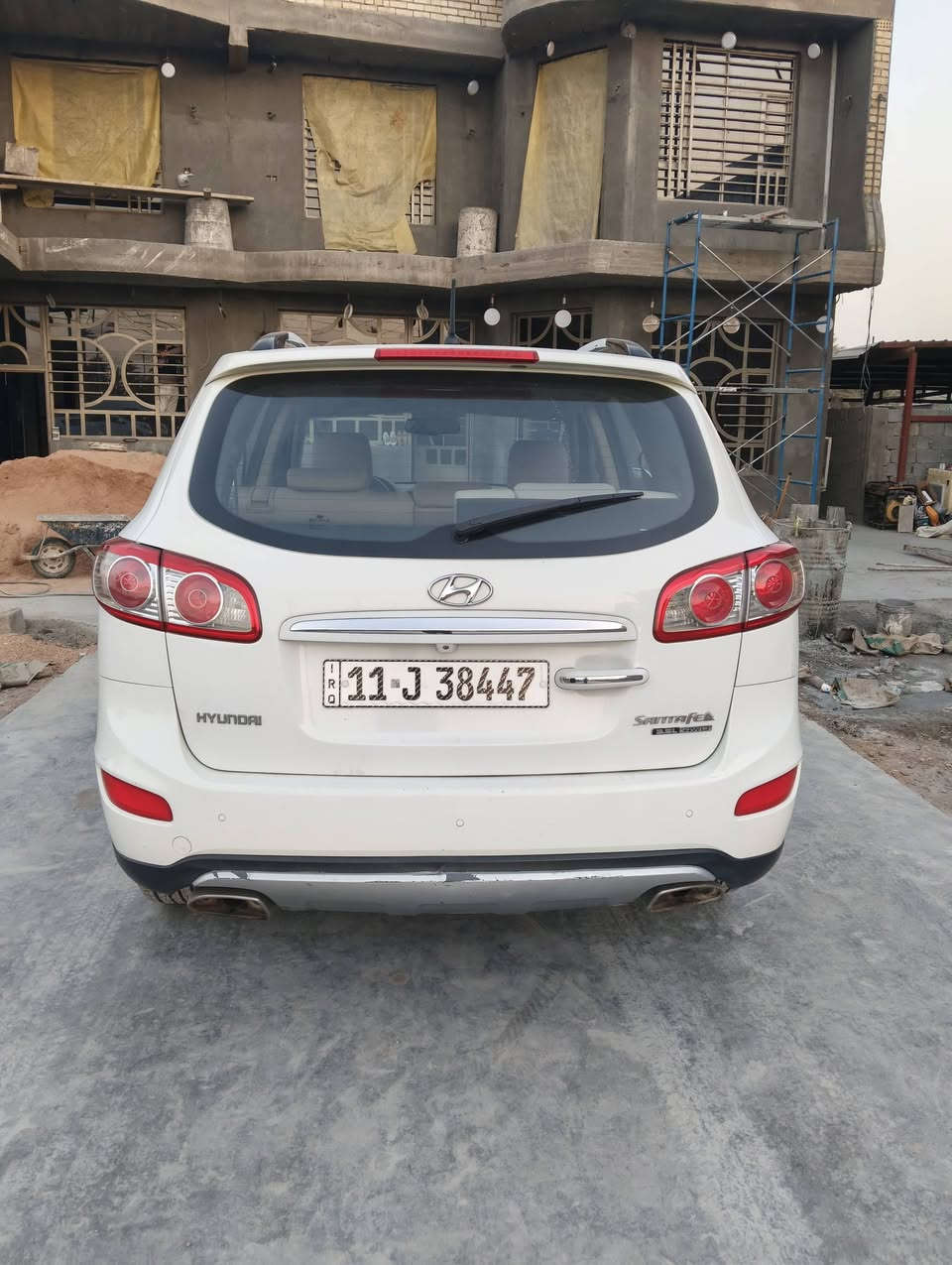 السلام عليكم للاستفسار *********** للبيع سنتافيا 2012 خليجي فولل موصفات واحد على واحد فتحه بصمه ثلاجه سته سلندر سبعه راكب 3قطع تبريد كشن كهرباء تبريد بيانو رقم بغداد بيها صبغ باب السايق سياره جديده كير محرك حداديه تخم تاير كله جديد مكاني بابل المسيب
