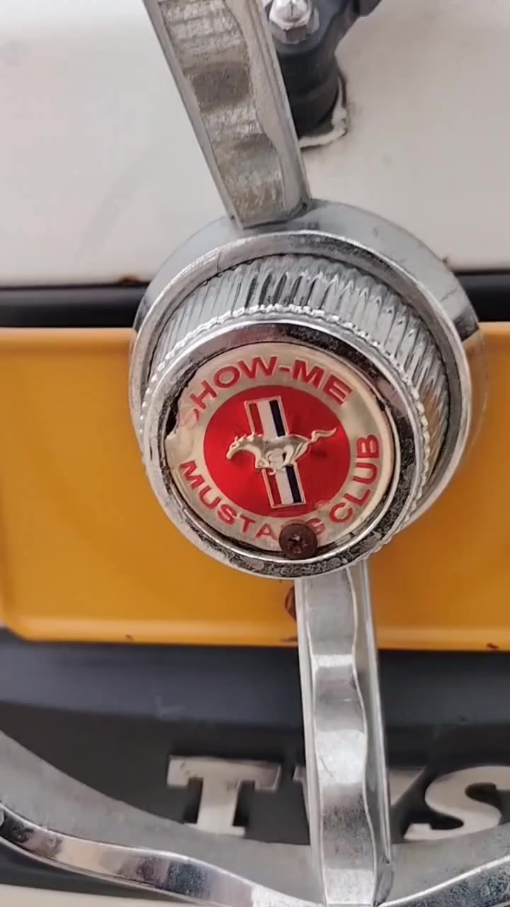 سلام عليكم بيع مستعجل تكتك2023زيرو رقم وسنويه والوحه مكفوله كافاله عامه المكان واسط قضاء الحي رقم ***********
