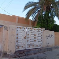 بيت للبيع دور النواب الضباط قريب من السبيس وطريق الزوار مساحته 216 م ي...