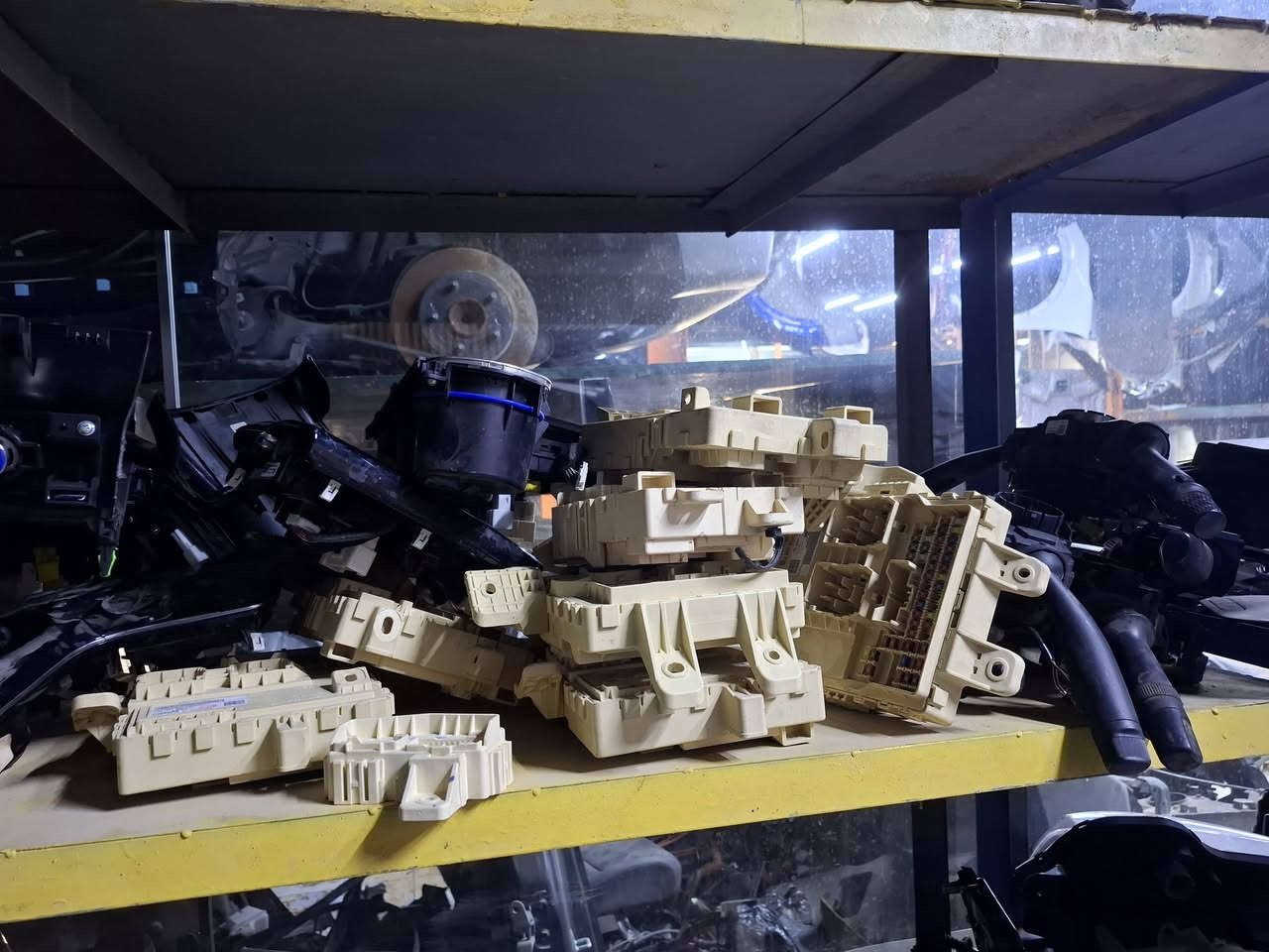 مجمع الامين
لتجارة قطع غيار السيارات الكورية وارد امريكي
تتوفر جميع قطع غيار السيارات الكورية الهايبرد والبانزين 
بغداد الحسينية
***********
