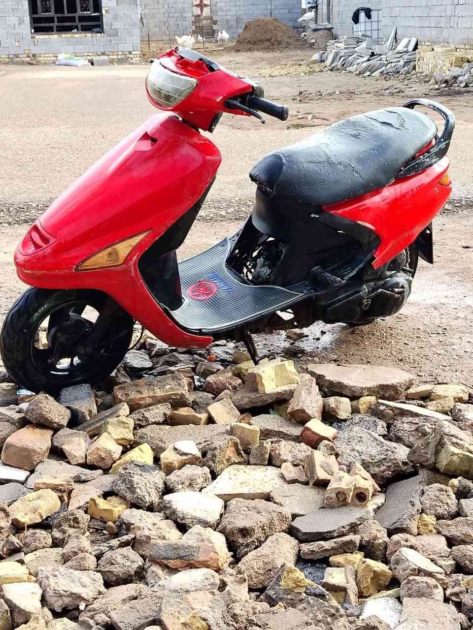 سلام عليكم شباب دراجه البيع فراشه دراجه كامله مابه نقص فقط باتري كهربائيات كامله مفتوحه مره وحده المكان ميسان قلعت صالح التواصل او المراسله على رقم ***********
