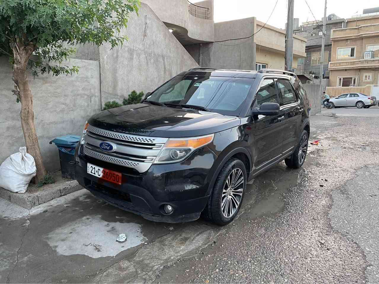 بێ دەعم و بێ پارچەی گۆڕاو
تەنها چەمەلەغی پێشەوەی سەكن بۆیاخی هەیە 
سێ ڕیز كوشن
تەبرید مەركەزی
تحدید سرعە
سوكان فولیوم
تاك ئەكسل

سەیارەی ماڵەوەیە
ڕەقەم سلێمانی، سەنەوی هەتا 25.07.2028 تازەیە
شوێن: سلێمانی السليمانية, العراق


**إذا كنت صاحب هذا الإعلان وتريد حذفه لأي سبب، رجاءا أرسل رسالة إلى الدعم الفني**