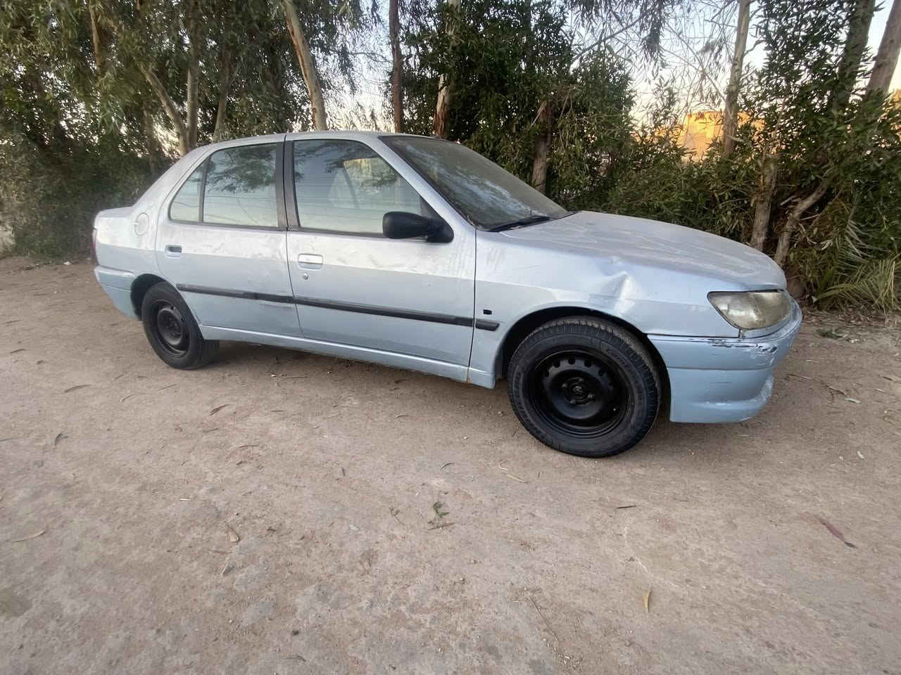 بيجو 306 مزاد داخليه كفاله
بدون حادث وبدون صبغ 
لون سمائي كتابها بأسمي
الترقيم ع دوله
مكان السياره كربلاء 
السعر ٢٤ وبيه مجال
***********
