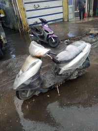 شباب دراجة بريز المكينة مكفولة والكهربائيات كاملة والكابريتر بلادية ال...