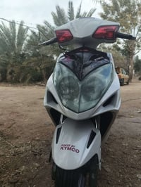 كامكو رايسنك ١٥٠  دراجه جاهزه من تاير لتاير وحلوه نهضة ومشي خير من الل...